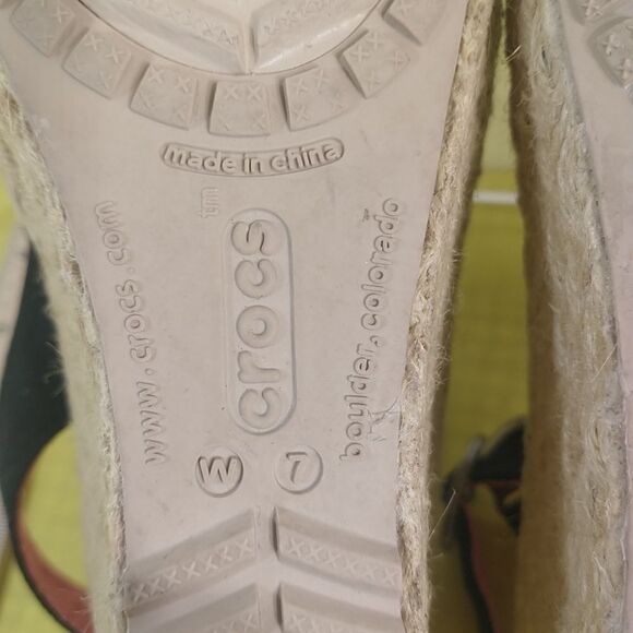 CROCS A-Leigh Black Slingback Espadrille Platform Wedge Sandals Women’s SZ 7. - Picture 9 of 11